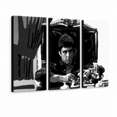 Dipinto a mano POP Art AL PACINO 3 pezzi al18 – Visualizzazione 3D del quadro dipinto a mano su sfondo bianco. Colori dominanti: nero, bianco, grigio.
