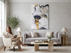 Quadro dipinto per parete ASTRATTO 80x120 cm – quadro dipinto a mano in un interno elegante (Golden hour luxe) | wall mockup | tela premium | Papilora.sk