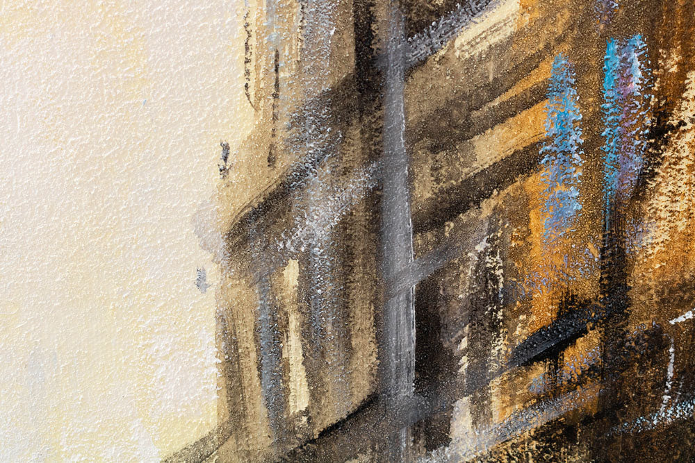 Macro dettaglio del quadro dipinto a mano con motivo di strada cittadina nei toni del beige-marrone – texture visibile delle pennellate acriliche e rilievo, Papilora.