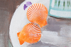 Dettaglio delle transizioni di colore sul quadro dipinto a mano con motivo di natura morta floreale al mare in colori pastello – delicate pennellate acriliche.