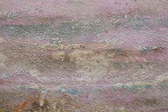 Dettaglio delle transizioni di colore sul quadro dipinto a mano con motivo paesaggio tranquillo in delicate tonalità pastello – delicate pennellate acriliche.