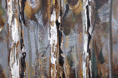 Dettaglio della superficie della tela ARTMIE 340 g/m² con motivo alberi al lago in tonalità marroni – texture in rilievo visibile della pittura a mano.