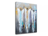 Quadro moderno su tela con angeli, tonalità bianco e viola per un'atmosfera spirituale e rilassante in soggiorno. Arte premium di Papilora.
