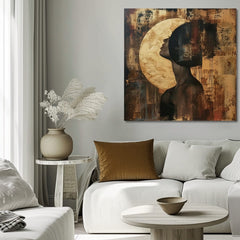 Immagine elegante di una donna Riflesso di luna