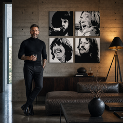 Dipinto a mano POP Art BEATLES 4 pezzi bea4 – quadro in un moderno interno maschile, visualizzazione lifestyle. Colori dominanti: nero, bianco, grigio.