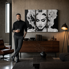 Dipinto a mano POP Art MADONNA 3 pezzi ma2 – quadro in un moderno interno maschile, visualizzazione lifestyle. Colori dominanti: nero, grigio, bianco.