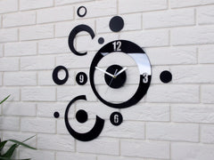 Orologio da parete moderno in acrilico