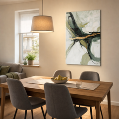 Quadro astratto moderno appeso in un elegante soggiorno sopra una consolle in legno, stile minimalista.