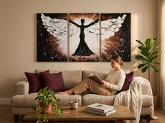 Riproduzione d'autore su tela ANGELO in un accogliente contesto domestico: il quadro perfetto per chi ama l'arte moderna e un'atmosfera rilassante.